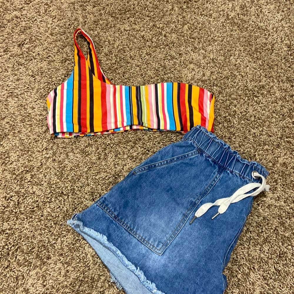 Swim top!